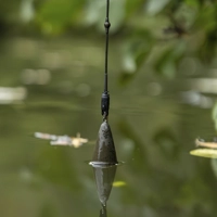 Fox Edges Heli Dumpy Leads